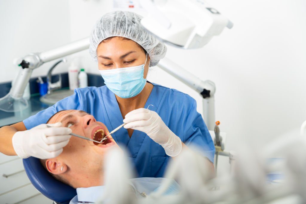 Why Should You Choose the Career of a Pediatric Dental Assistant?